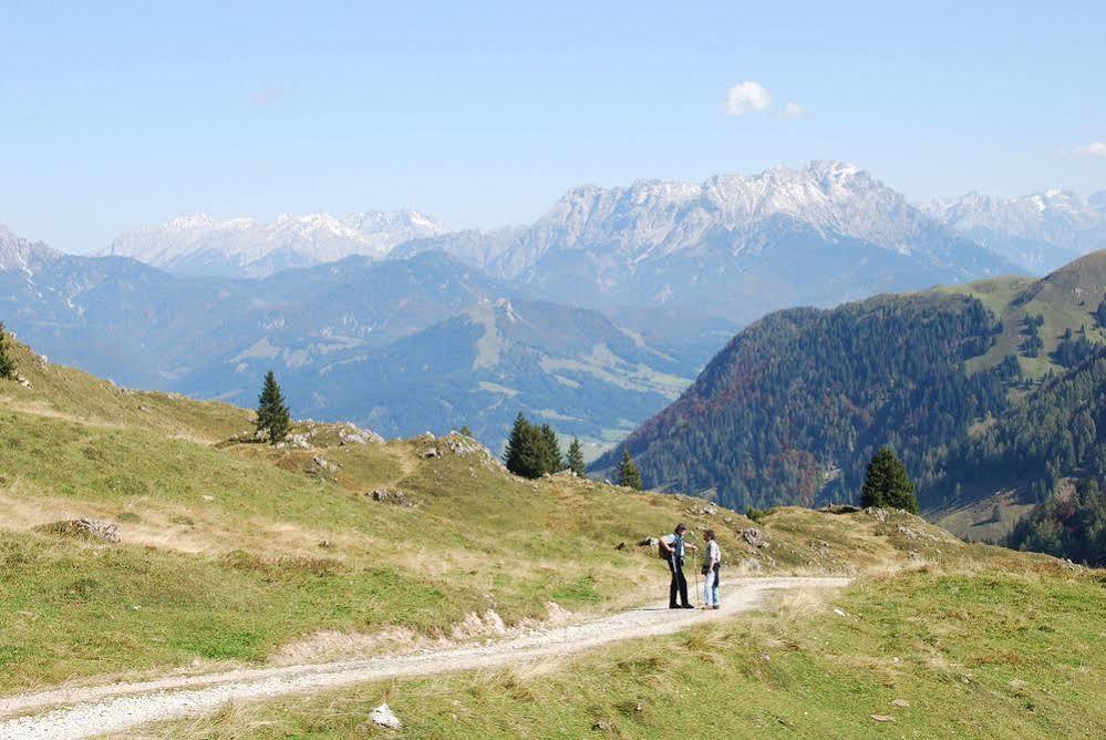 Romantik Aparthotel Sonnleitn Sankt Johann in Tirol Luaran gambar